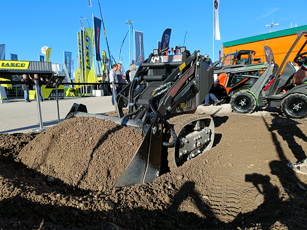 WorkyQuad WX15 RC con benna