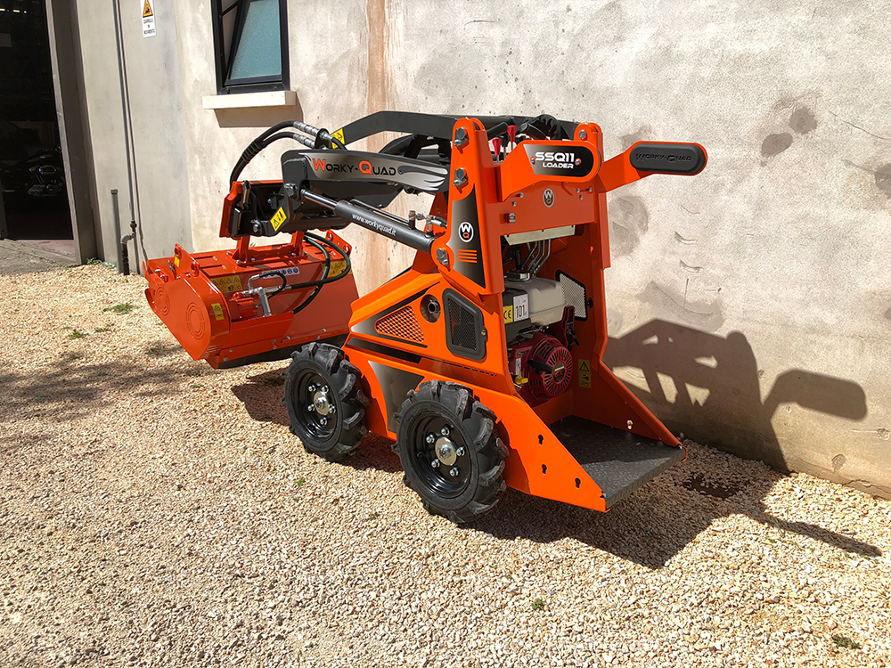 Diagonale posteriore WorkyQuad SSQ11 Country con flail mower