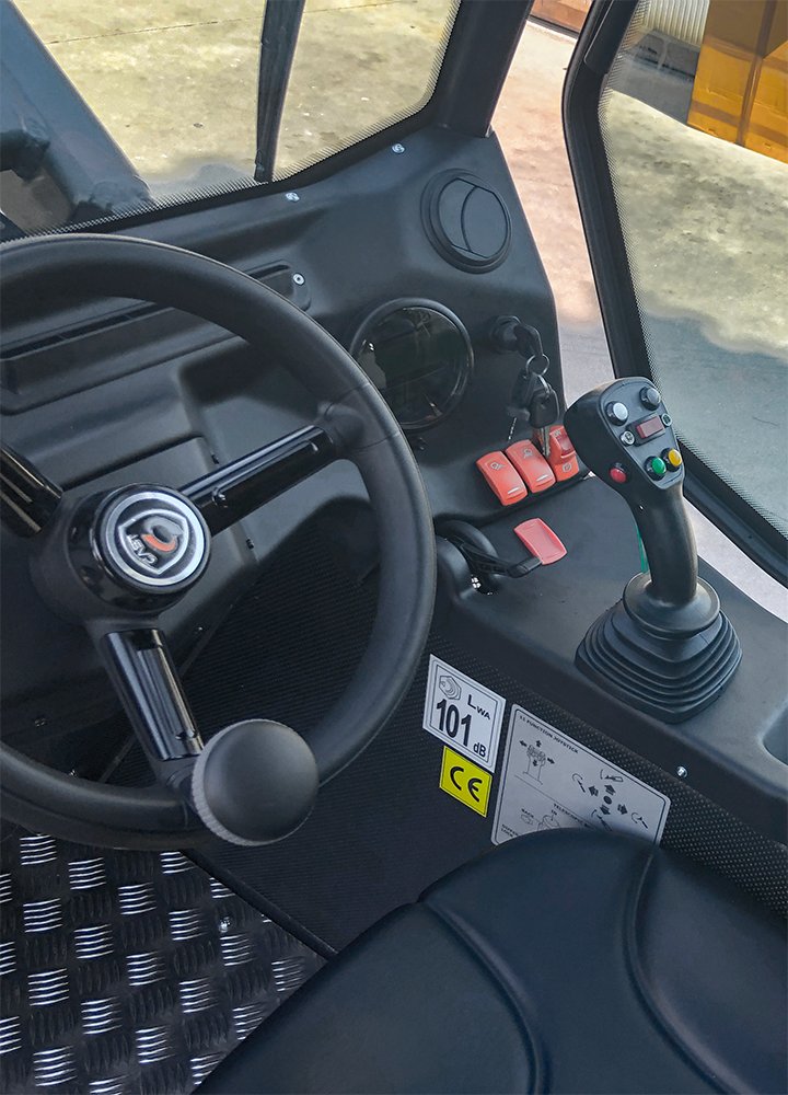cockpit castloaders 30t forest