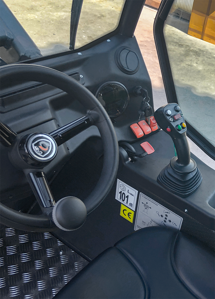 cockpit castloaders 30t forest